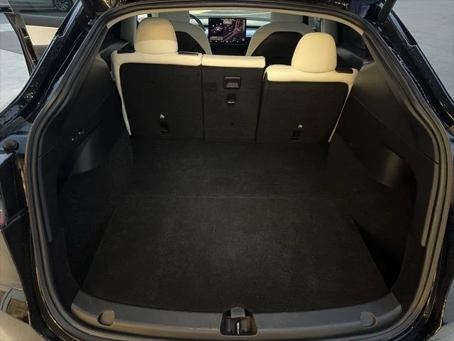 2021 Tesla Model Y - Image 17 of 21