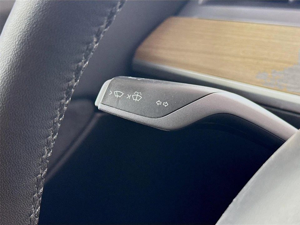 2021 Tesla Model Y - Image 5 of 18