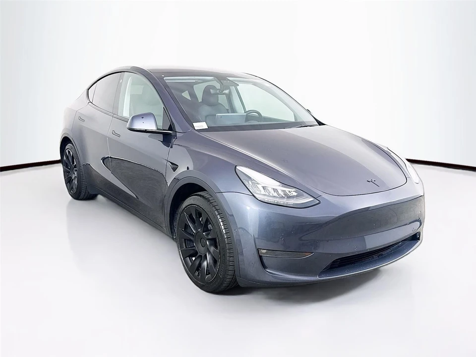 2021 Tesla Model Y - Image 14 of 18