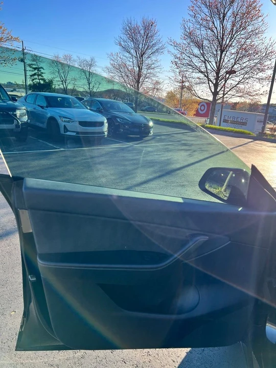 2021 Tesla Model Y - Image 9 of 16