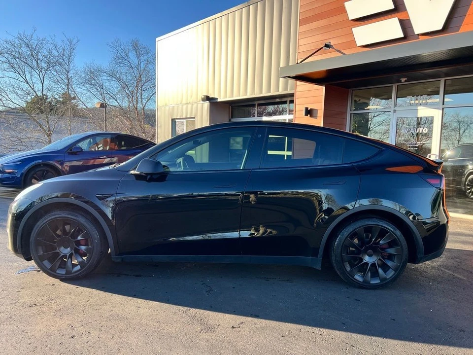 2021 Tesla Model Y - Image 4 of 16