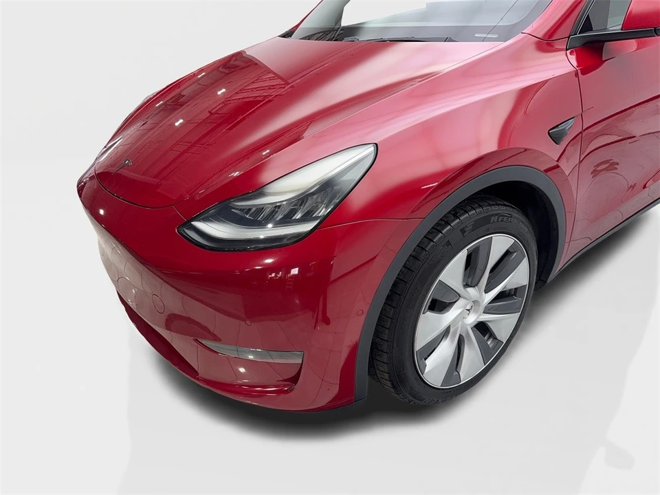 2021 Tesla Model Y - Image 18 of 21