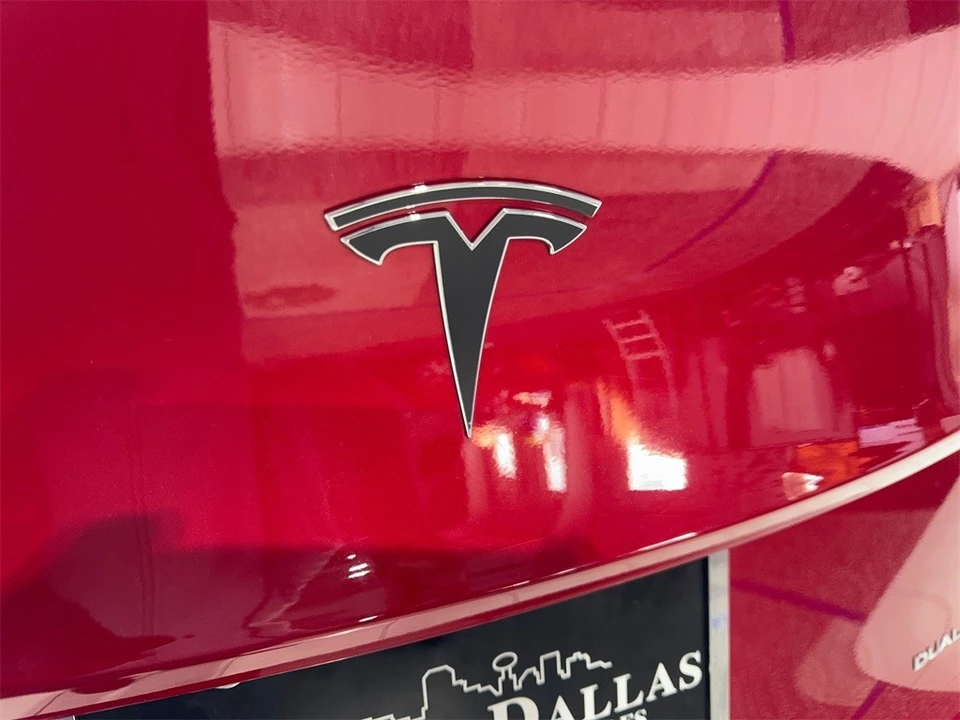 2021 Tesla Model Y - Image 20 of 21