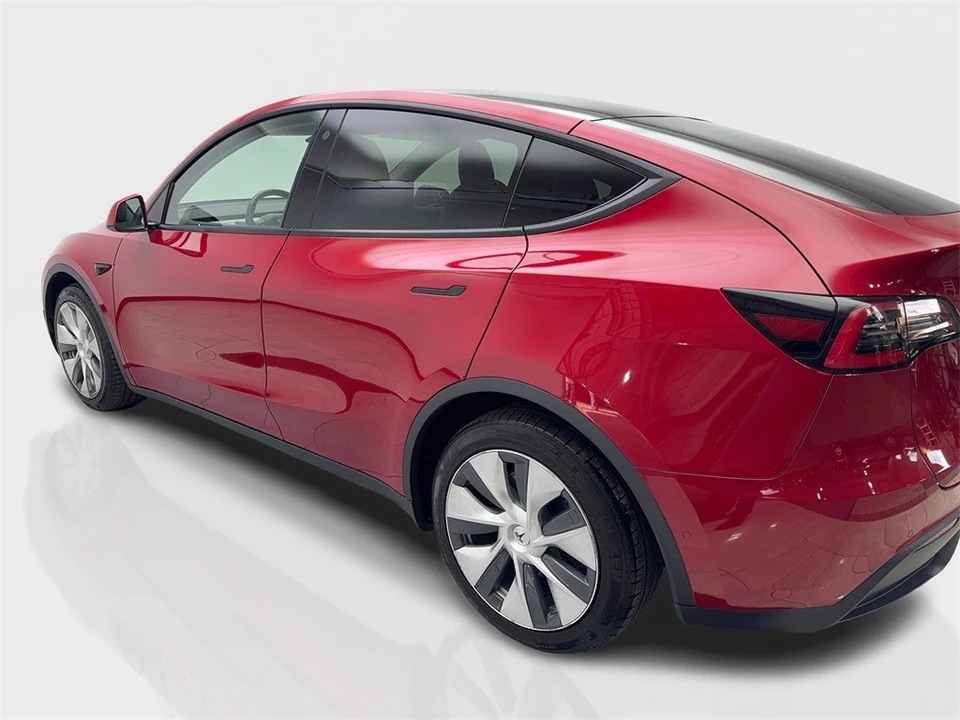 2021 Tesla Model Y - Image 14 of 21