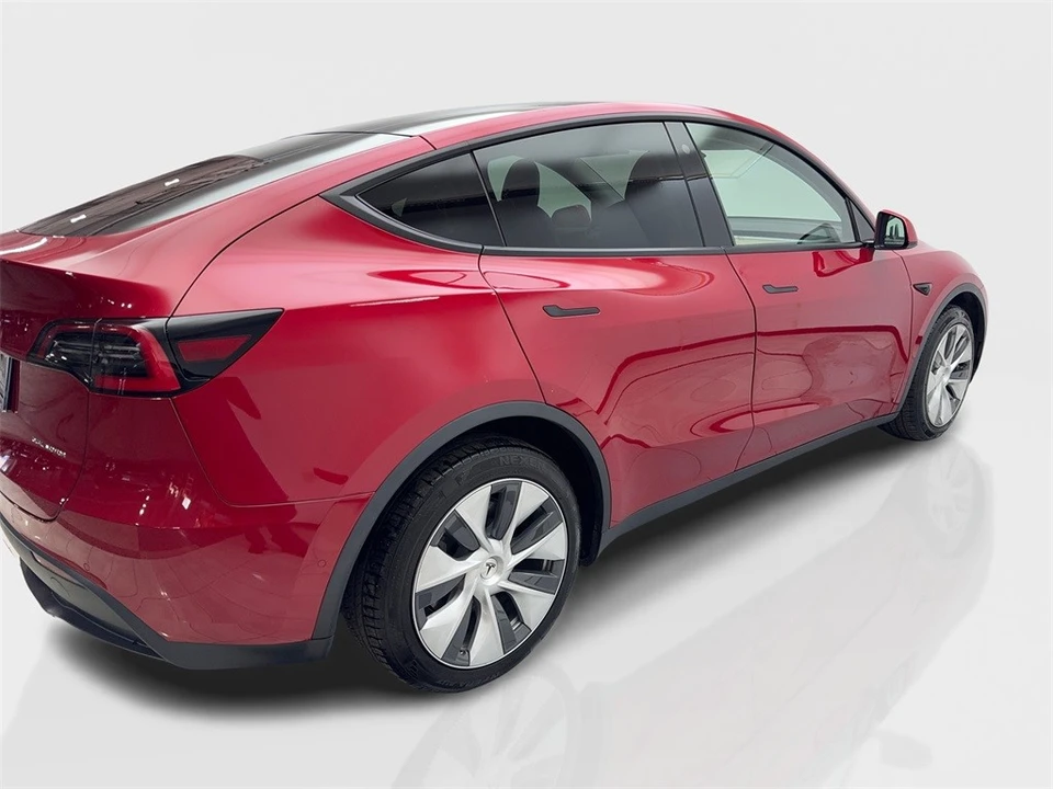 2021 Tesla Model Y - Image 13 of 21