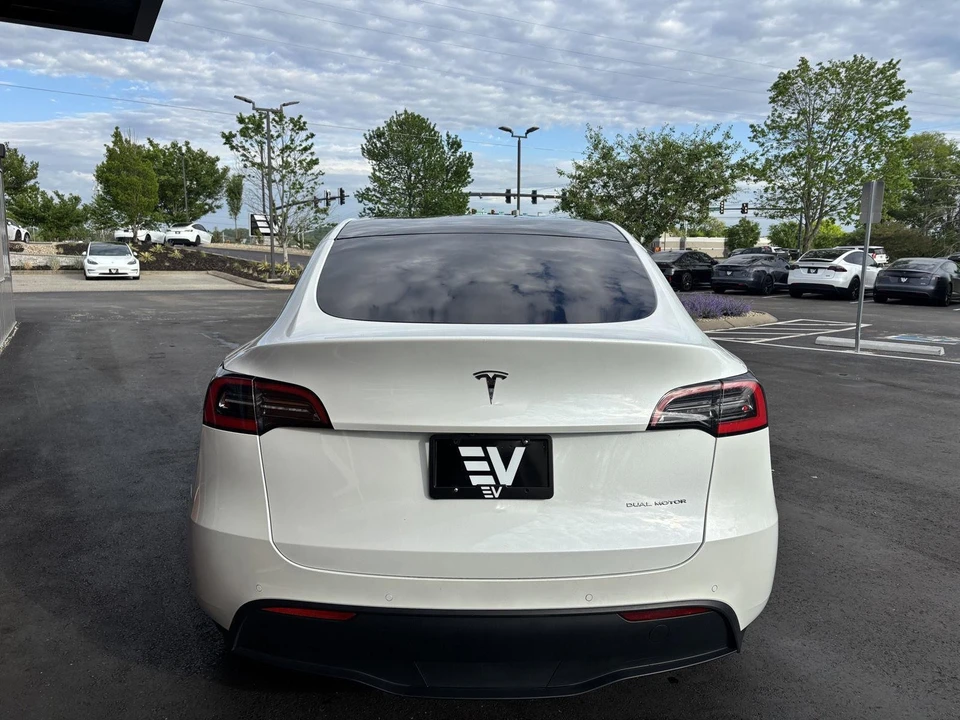 2021 Tesla Model Y - Image 7 of 18