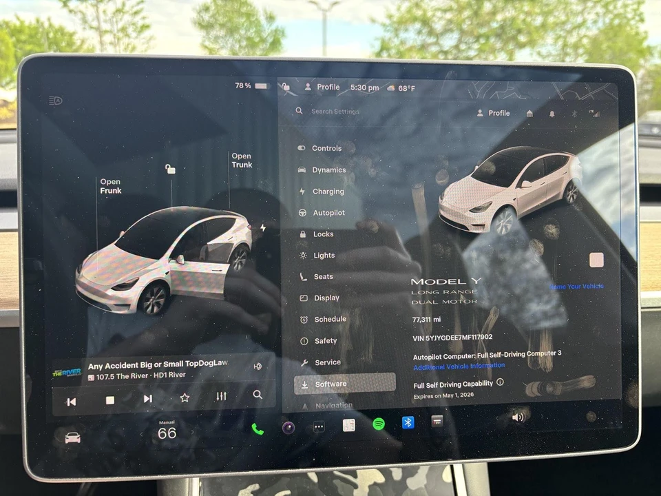 2021 Tesla Model Y - Image 17 of 18