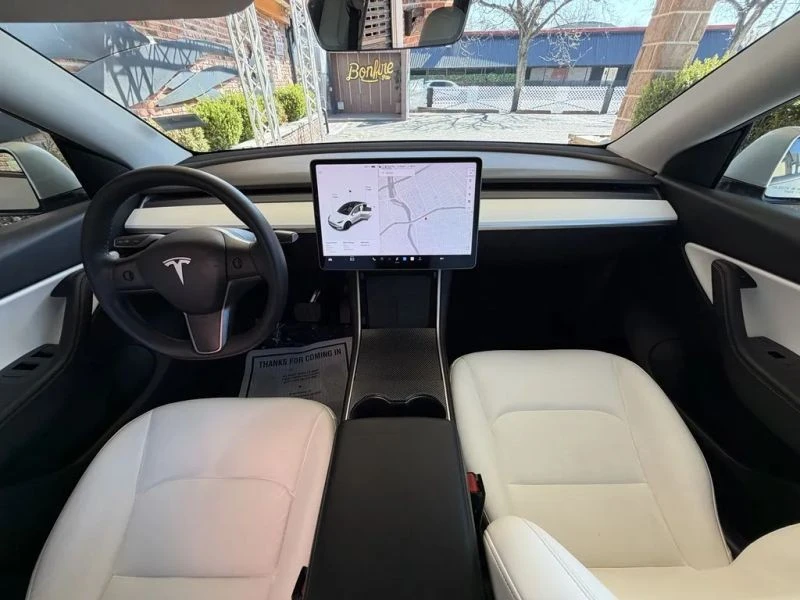 2021 Tesla Model Y - Image 9 of 12