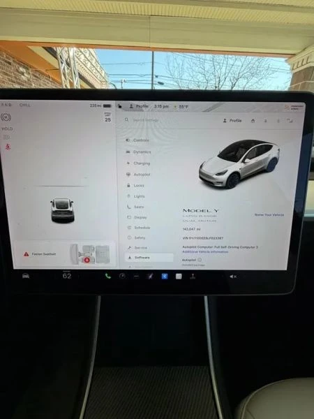 2021 Tesla Model Y - Image 11 of 12