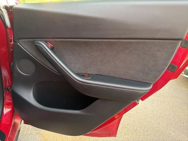 2021 Tesla Model Y - Image 18 of 21