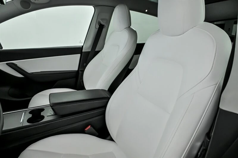2021 Tesla Model Y - Image 18 of 21