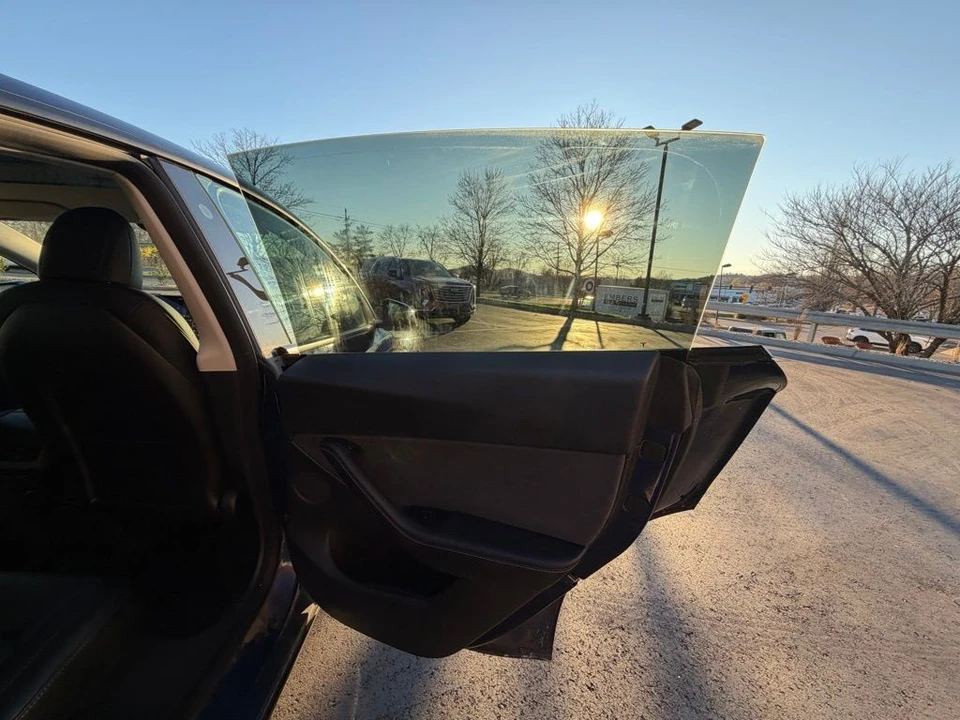 2021 Tesla Model Y - Image 10 of 14