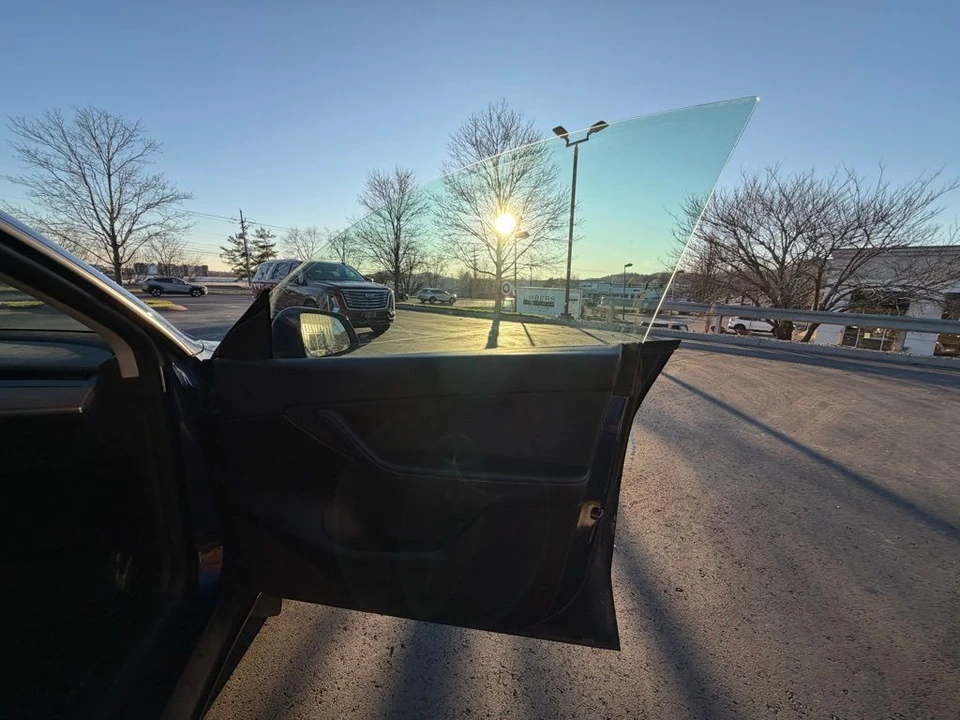 2021 Tesla Model Y - Image 12 of 14