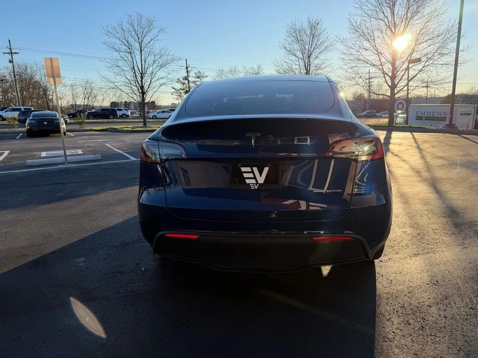2021 Tesla Model Y - Image 4 of 14