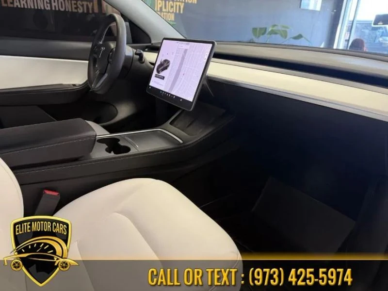 2021 Tesla Model Y - Image 10 of 12