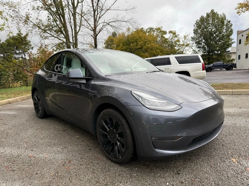 2021 Tesla Model Y - Image 2 of 9