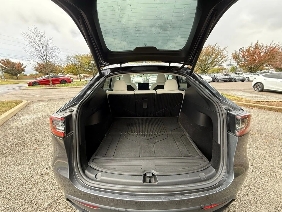 2021 Tesla Model Y - Image 8 of 9