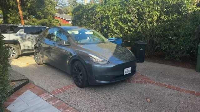 2021 Tesla Model Y - Image 2 of 6