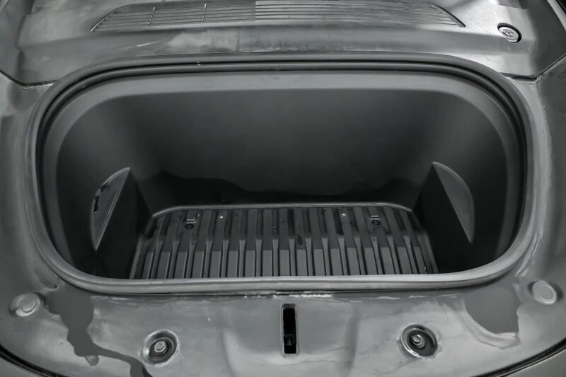 2021 Tesla Model Y - Image 14 of 21