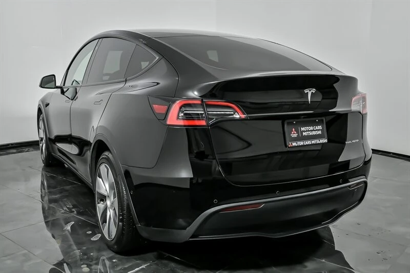 2021 Tesla Model Y - Image 8 of 21