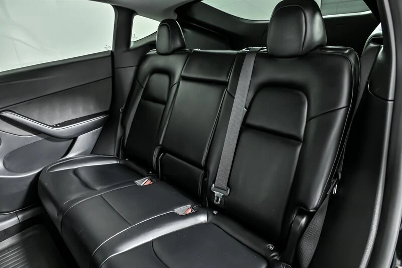 2021 Tesla Model Y - Image 20 of 21