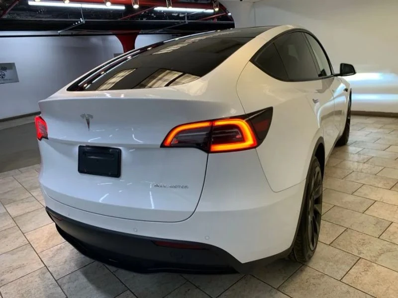 2021 Tesla Model Y - Image 7 of 12