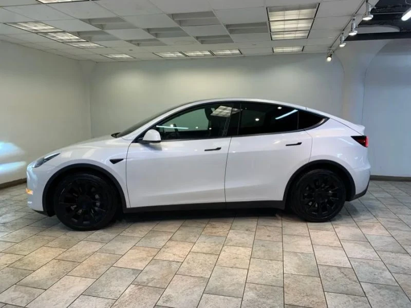 2021 Tesla Model Y - Image 4 of 12