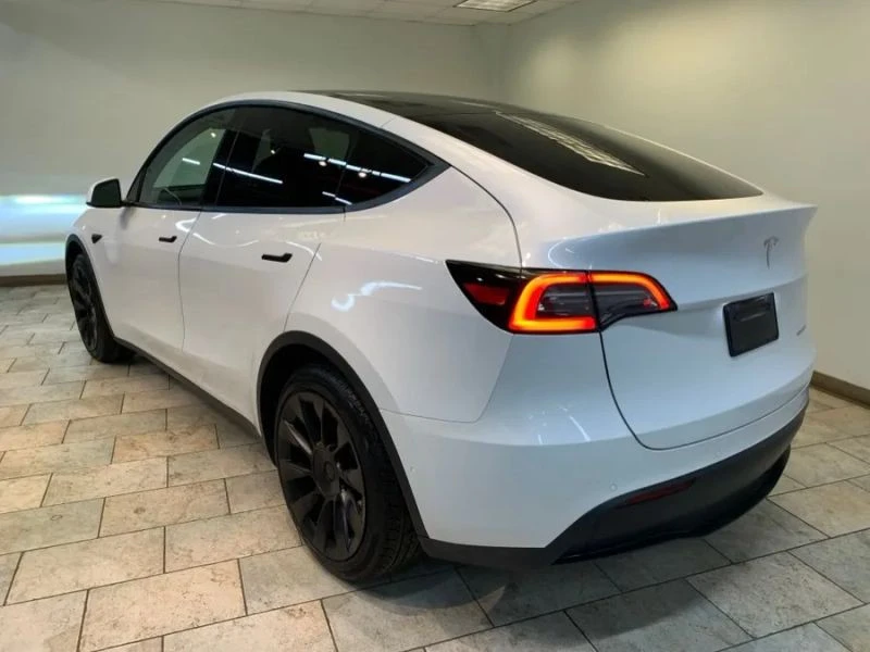 2021 Tesla Model Y - Image 5 of 12