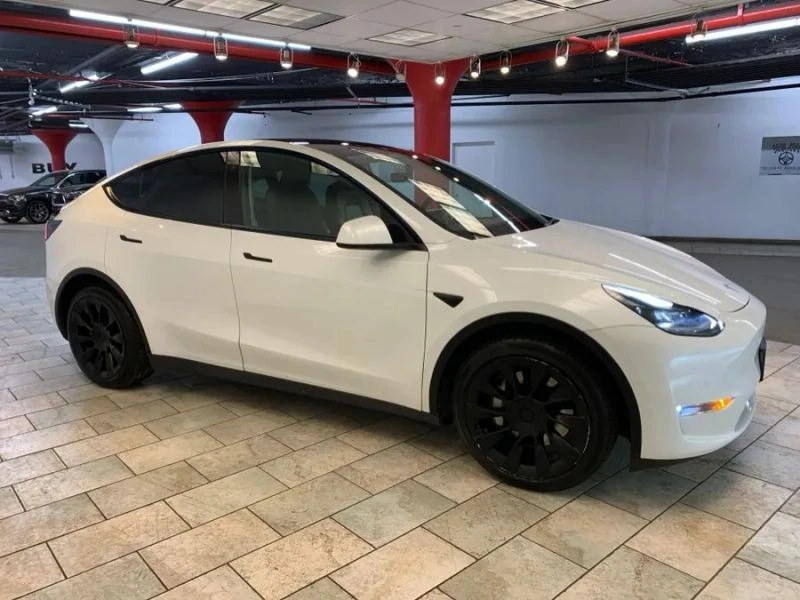 2021 Tesla Model Y - Image 8 of 12