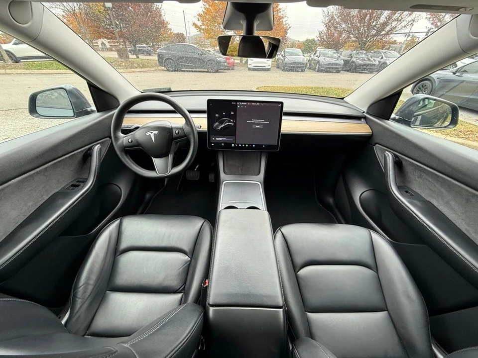 2021 Tesla Model Y - Image 8 of 11