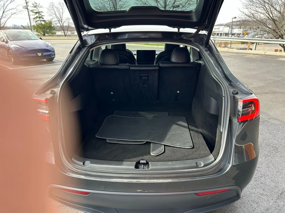 2021 Tesla Model Y - Image 7 of 17