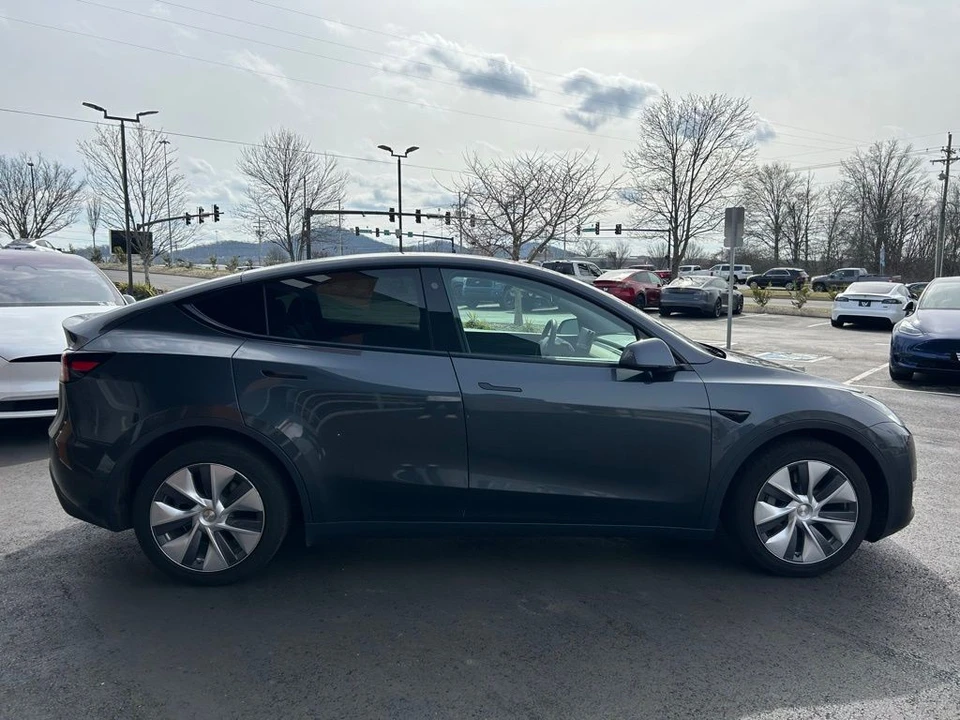 2021 Tesla Model Y - Image 4 of 17