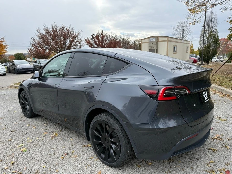 2021 Tesla Model Y - Image 6 of 11