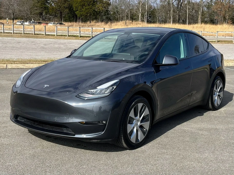 2021 Tesla Model Y - Image 2 of 12