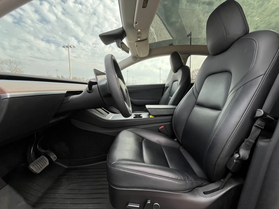 2021 Tesla Model Y - Image 9 of 12