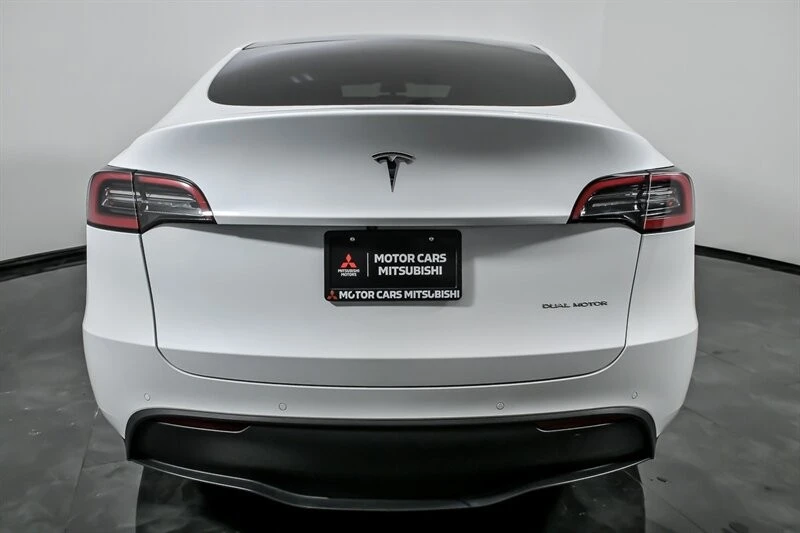 2021 Tesla Model Y - Image 9 of 21