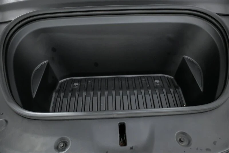 2021 Tesla Model Y - Image 14 of 21