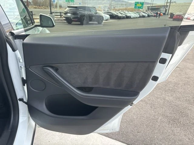 2021 Tesla Model Y - Image 19 of 21