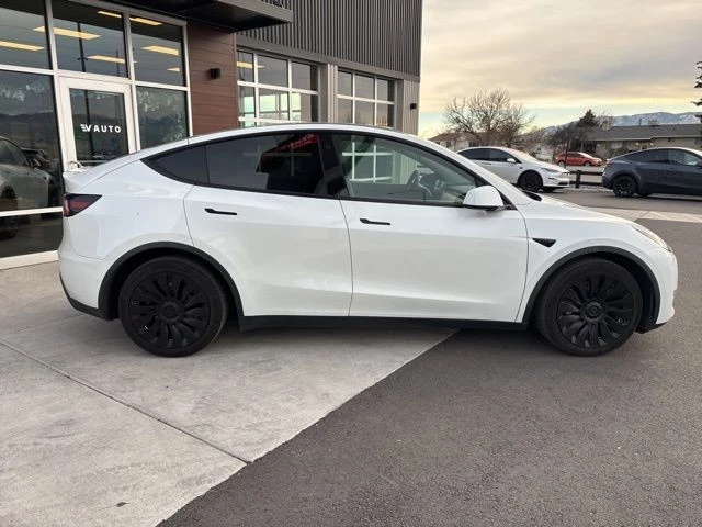 2021 Tesla Model Y - Image 9 of 21