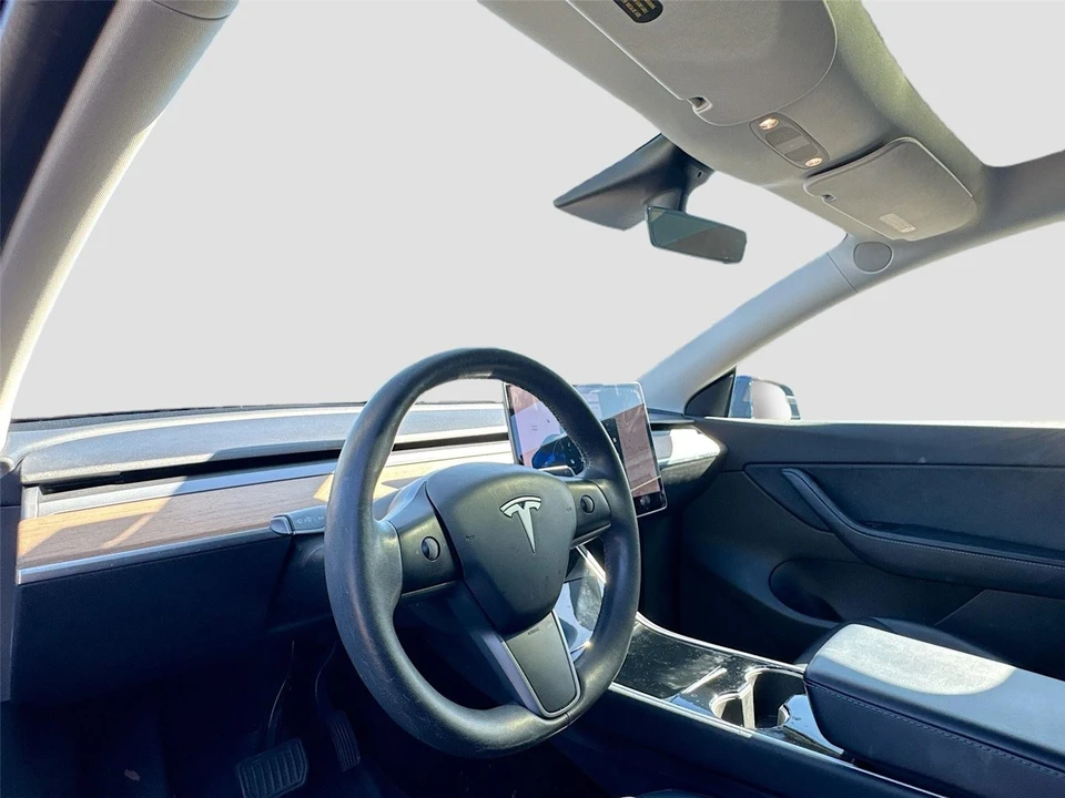 2021 Tesla Model Y - Image 9 of 15
