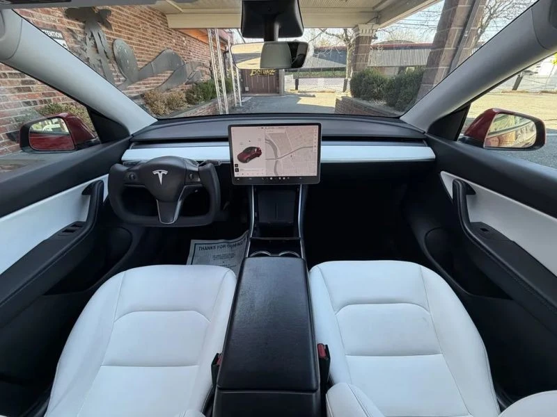 2021 Tesla Model Y - Image 9 of 12
