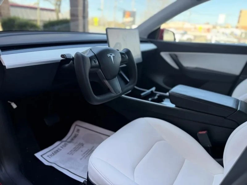 2021 Tesla Model Y - Image 10 of 12