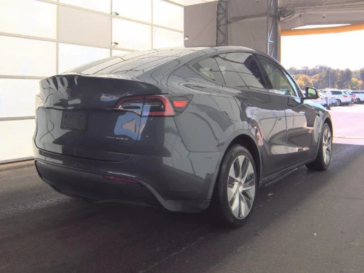 2021 Tesla Model Y - Image 4 of 7