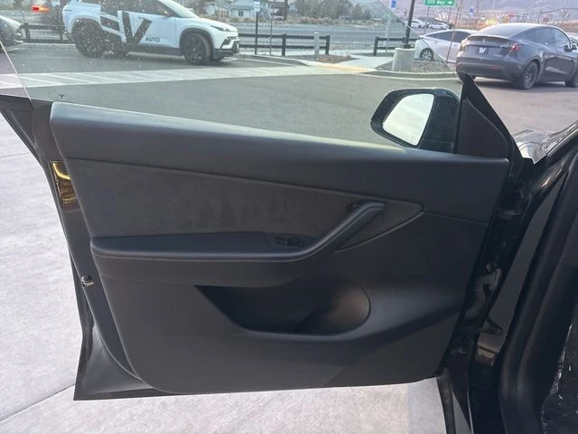 2021 Tesla Model Y - Image 11 of 21