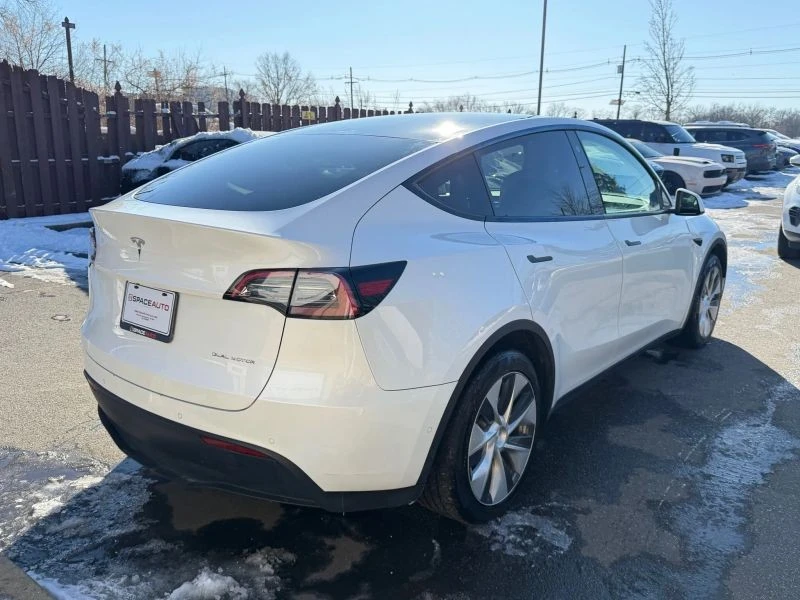 2021 Tesla Model Y - Image 5 of 12