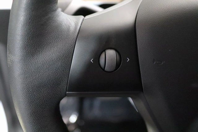 2021 Tesla Model Y - Image 3 of 21