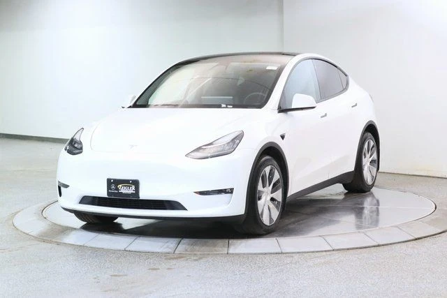 2021 Tesla Model Y - Image 11 of 21