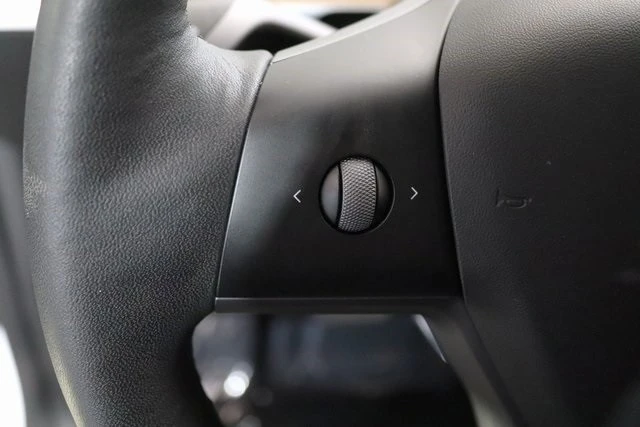 2021 Tesla Model Y - Image 3 of 12