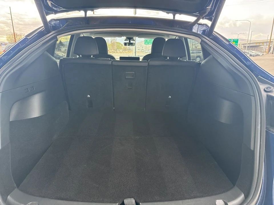 2021 Tesla Model Y - Image 17 of 21