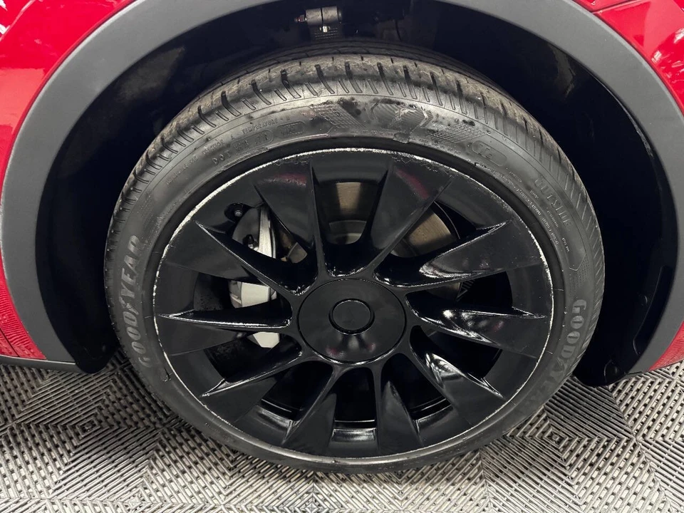 2021 Tesla Model Y - Image 16 of 21